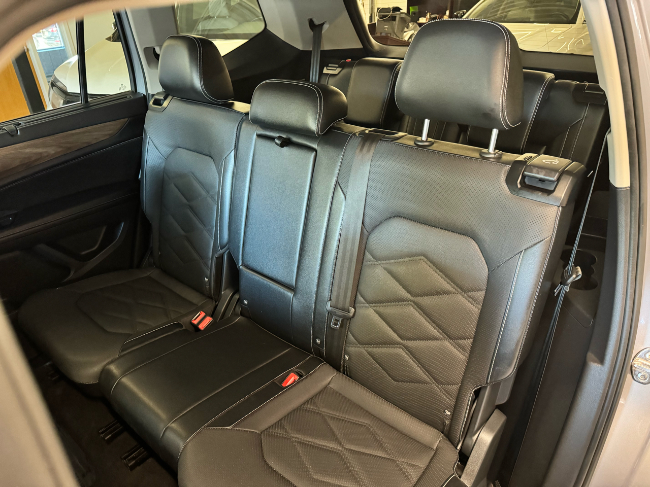 Volkswagen Atlas 2.0T SE w/Technology FWD 2024 Volkswagen Atlas 2.0T SE w/Technology FWD 2024