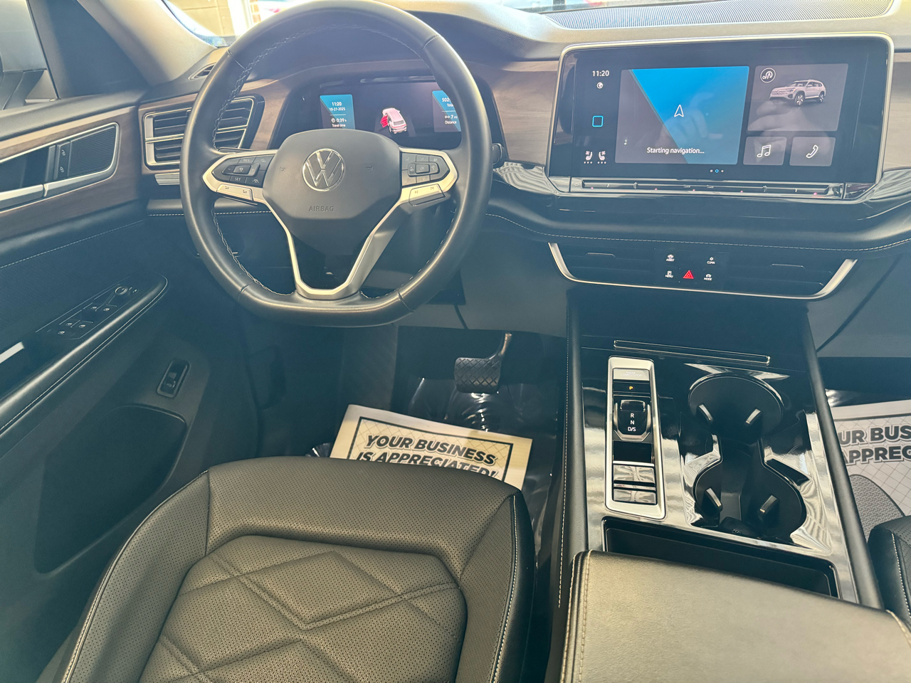 Volkswagen Atlas 2.0T SE w/Technology FWD 2024 Volkswagen Atlas 2.0T SE w/Technology FWD 2024