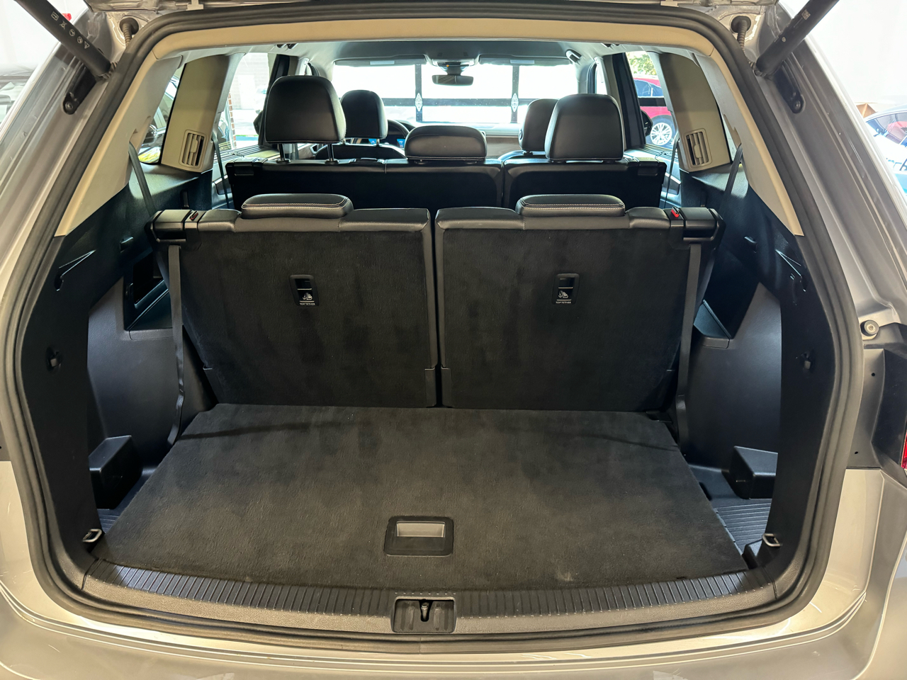 Volkswagen Atlas 2.0T SE w/Technology FWD 2024 Volkswagen Atlas 2.0T SE w/Technology FWD 2024