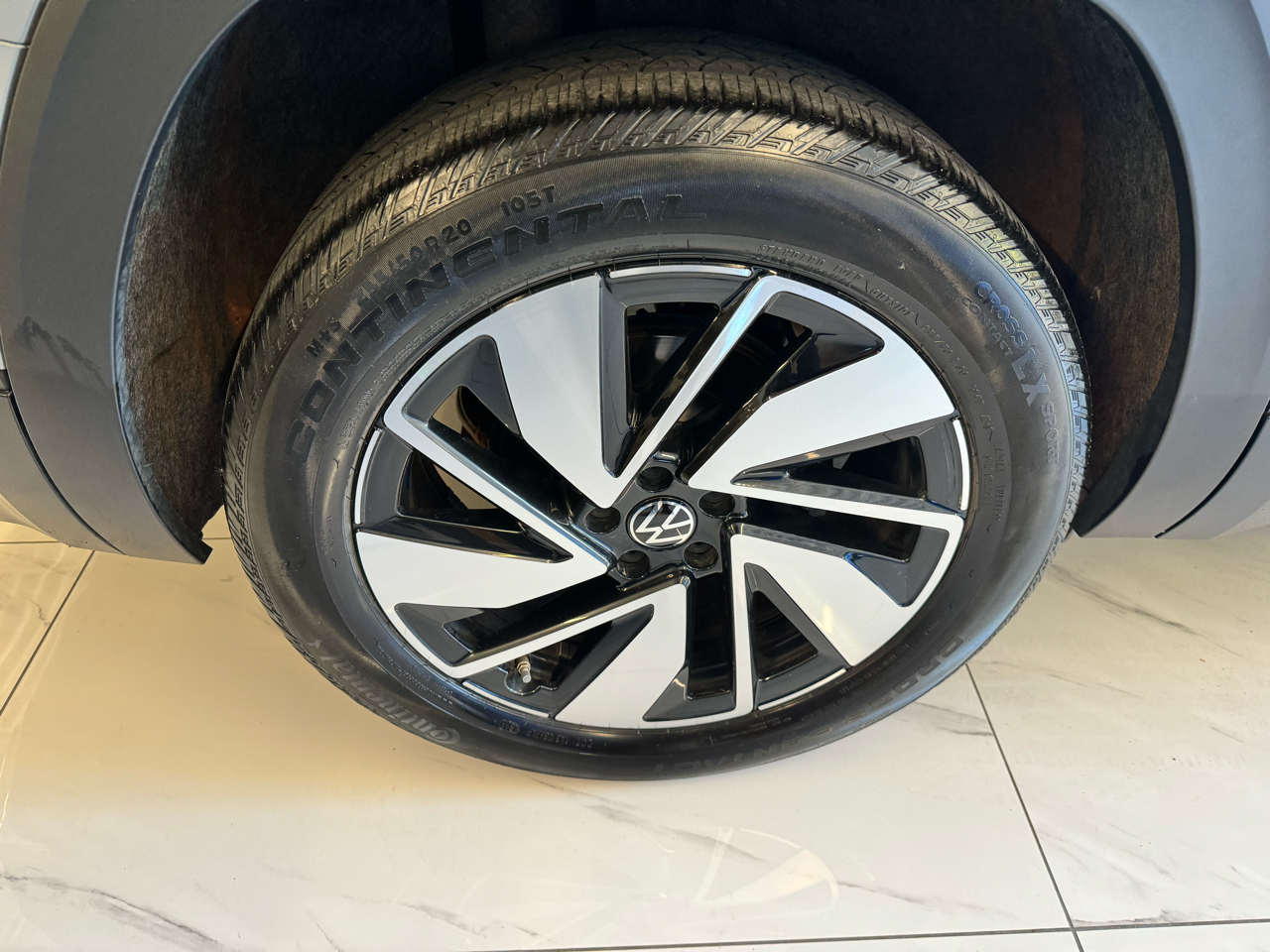 Volkswagen Atlas 2.0T SE w/Technology FWD 2024 Volkswagen Atlas 2.0T SE w/Technology FWD 2024