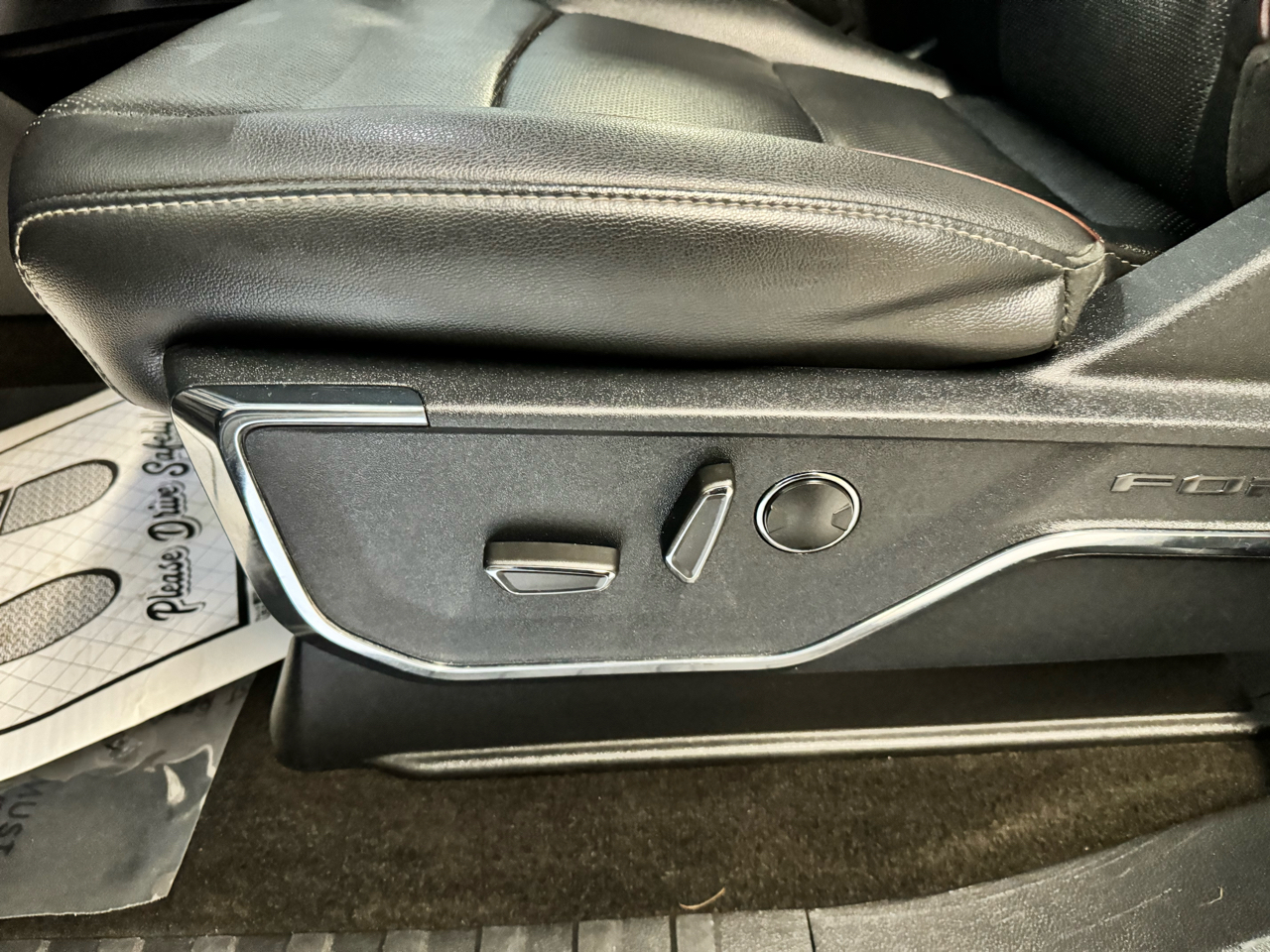 Ford F-150 4WD SuperCrew 157" Lariat w/HD Payload Pkg 2021 Ford F-150 4WD SuperCrew 157" Lariat w/HD Payload Pkg 2021