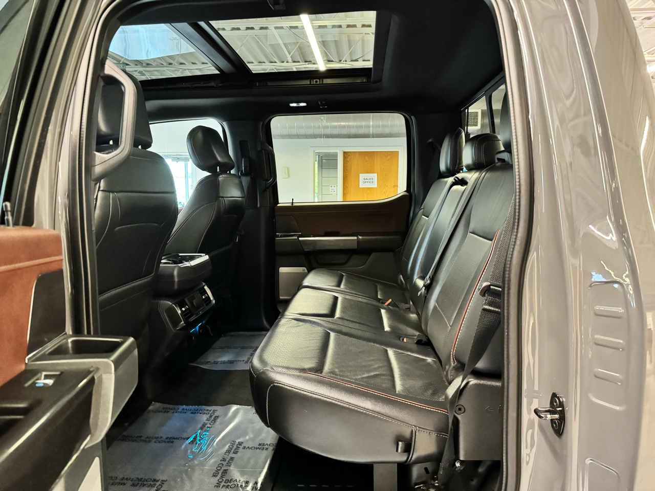 Ford F-150 4WD SuperCrew 157" Lariat w/HD Payload Pkg 2021 Ford F-150 4WD SuperCrew 157" Lariat w/HD Payload Pkg 2021