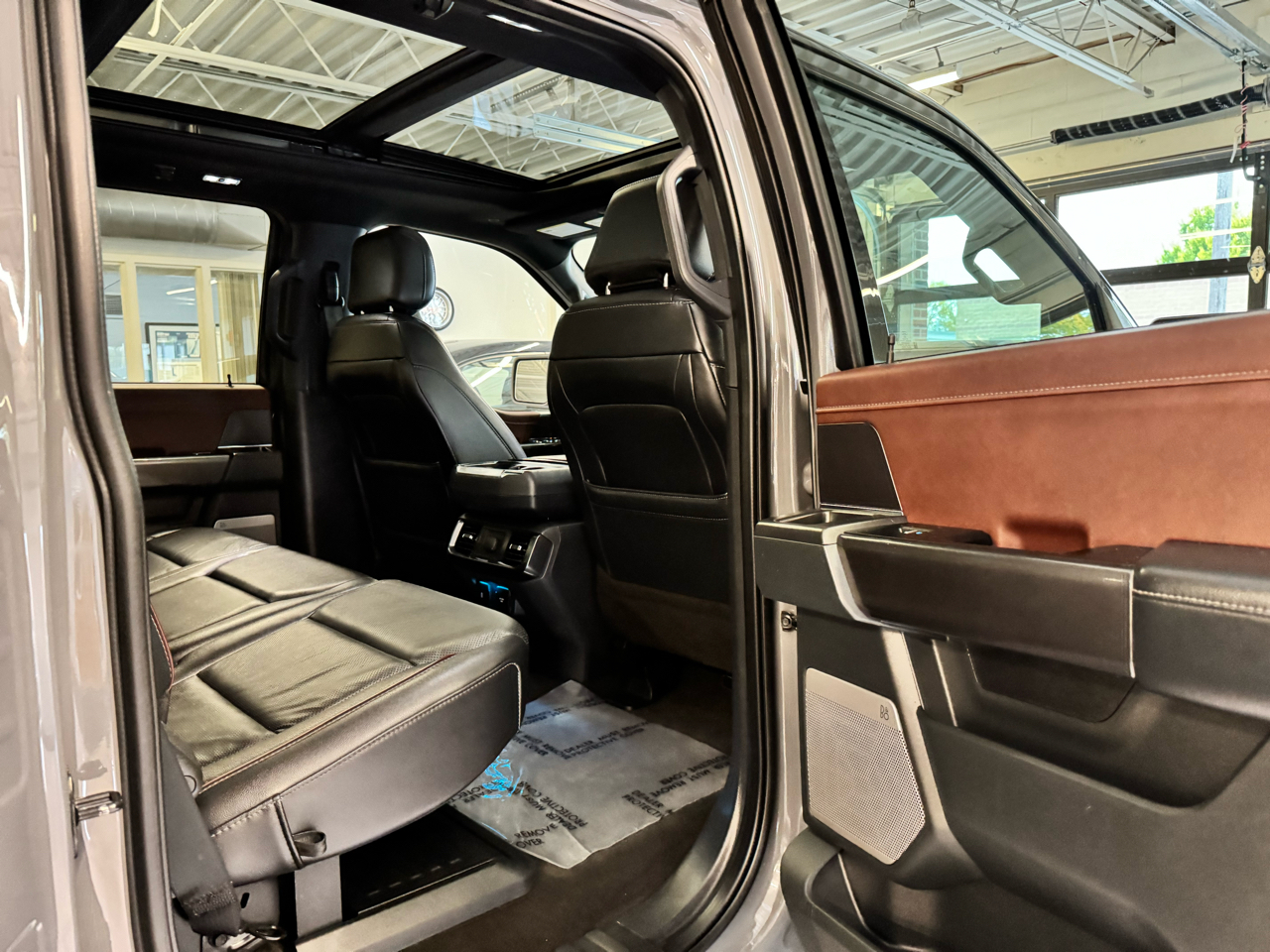 Ford F-150 4WD SuperCrew 157" Lariat w/HD Payload Pkg 2021 Ford F-150 4WD SuperCrew 157" Lariat w/HD Payload Pkg 2021