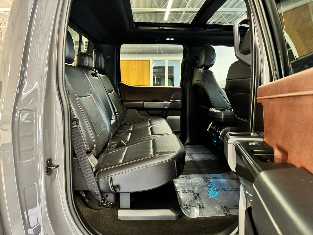 Ford F-150 4WD SuperCrew 157" Lariat w/HD Payload Pkg 2021 Ford F-150 4WD SuperCrew 157" Lariat w/HD Payload Pkg 2021