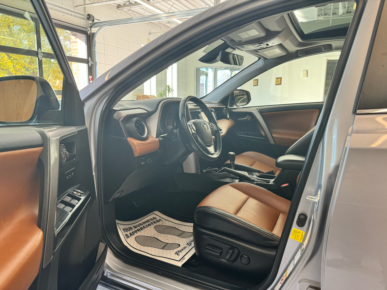 Toyota RAV4 Limited AWD (Natl) 2018 Toyota RAV4 Limited AWD (Natl) 2018