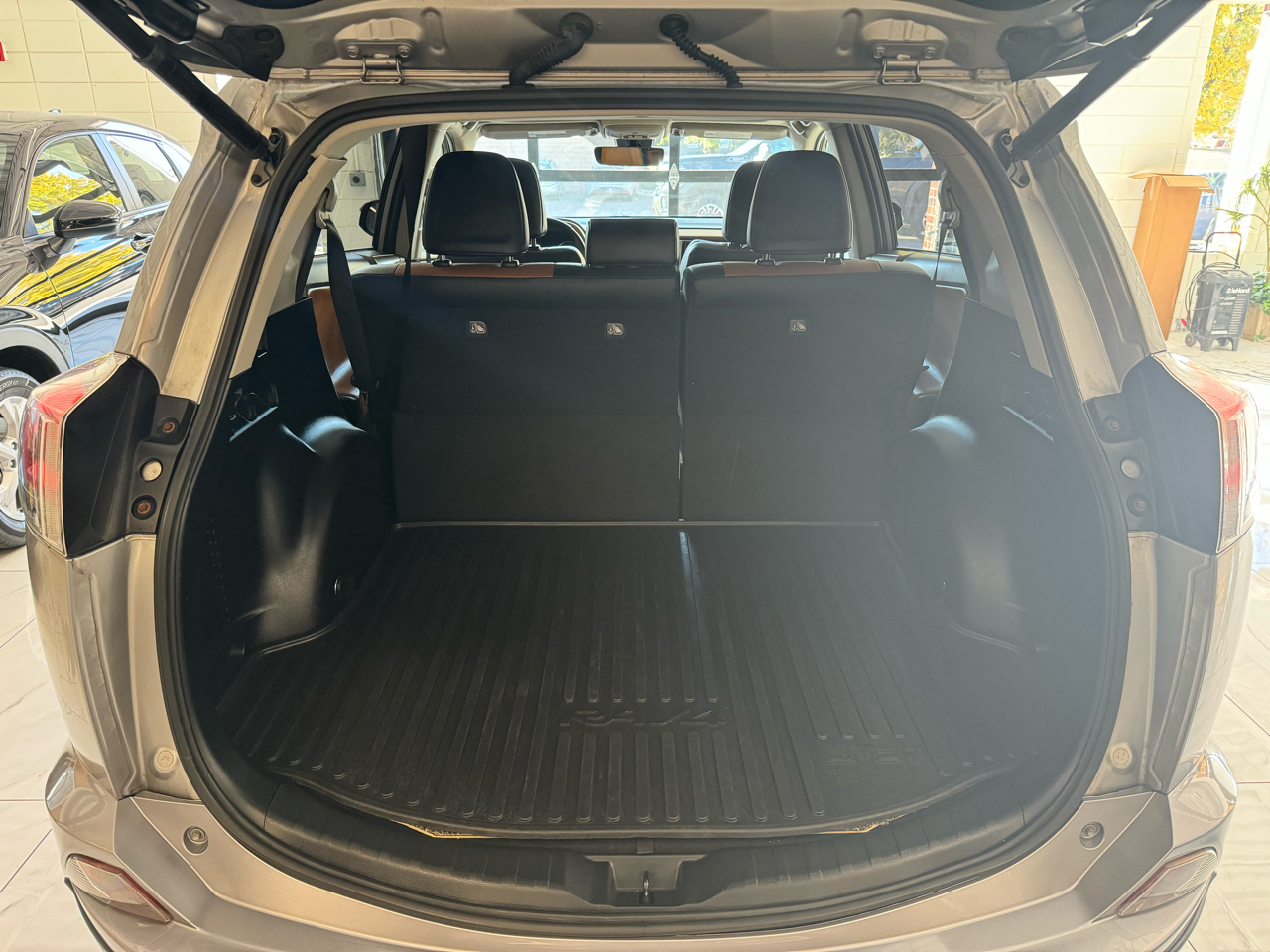 Toyota RAV4 Limited AWD (Natl) 2018 Toyota RAV4 Limited AWD (Natl) 2018