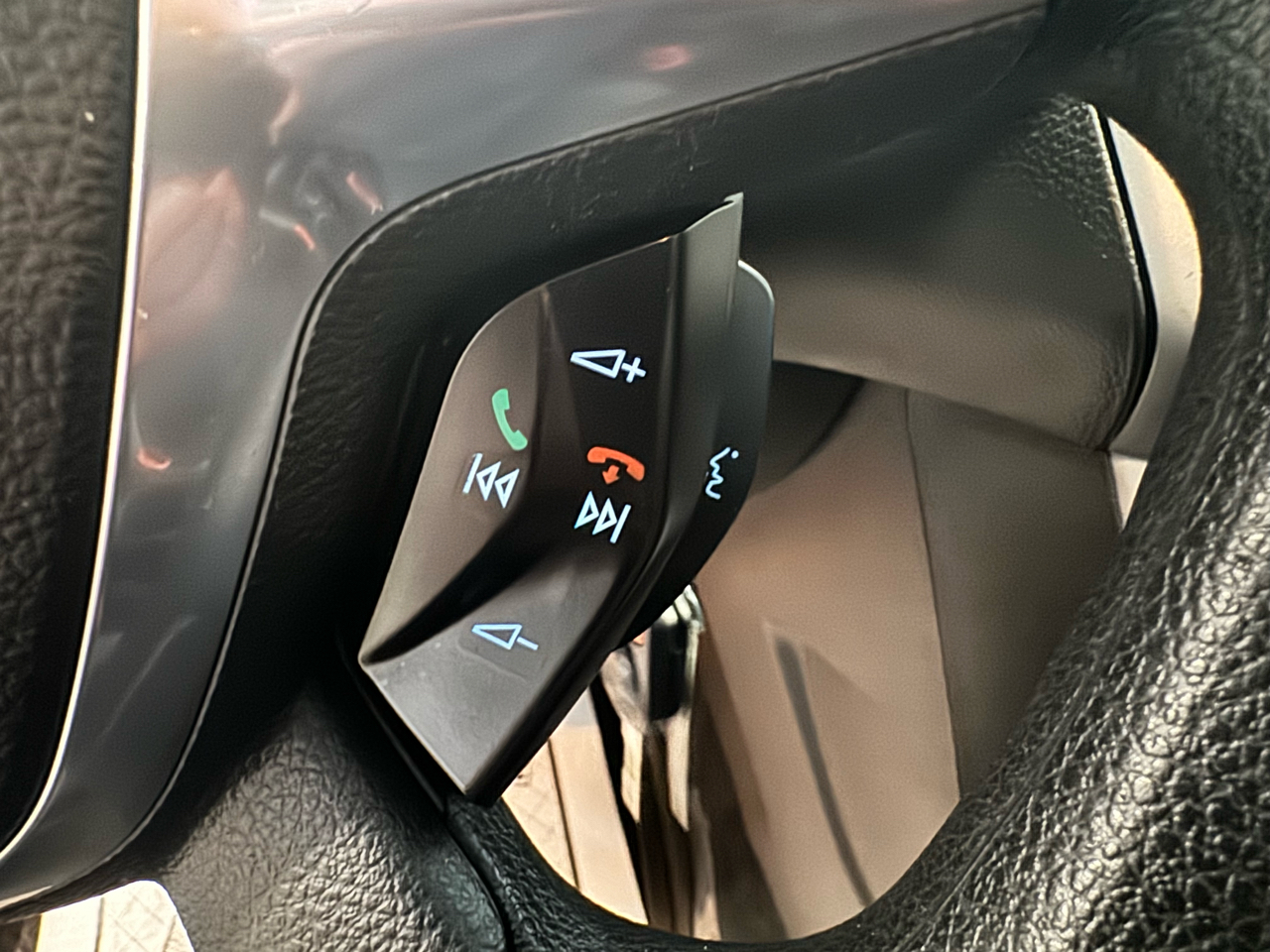 Ford Focus 4dr Sdn SE 2013 Ford Focus 4dr Sdn SE 2013