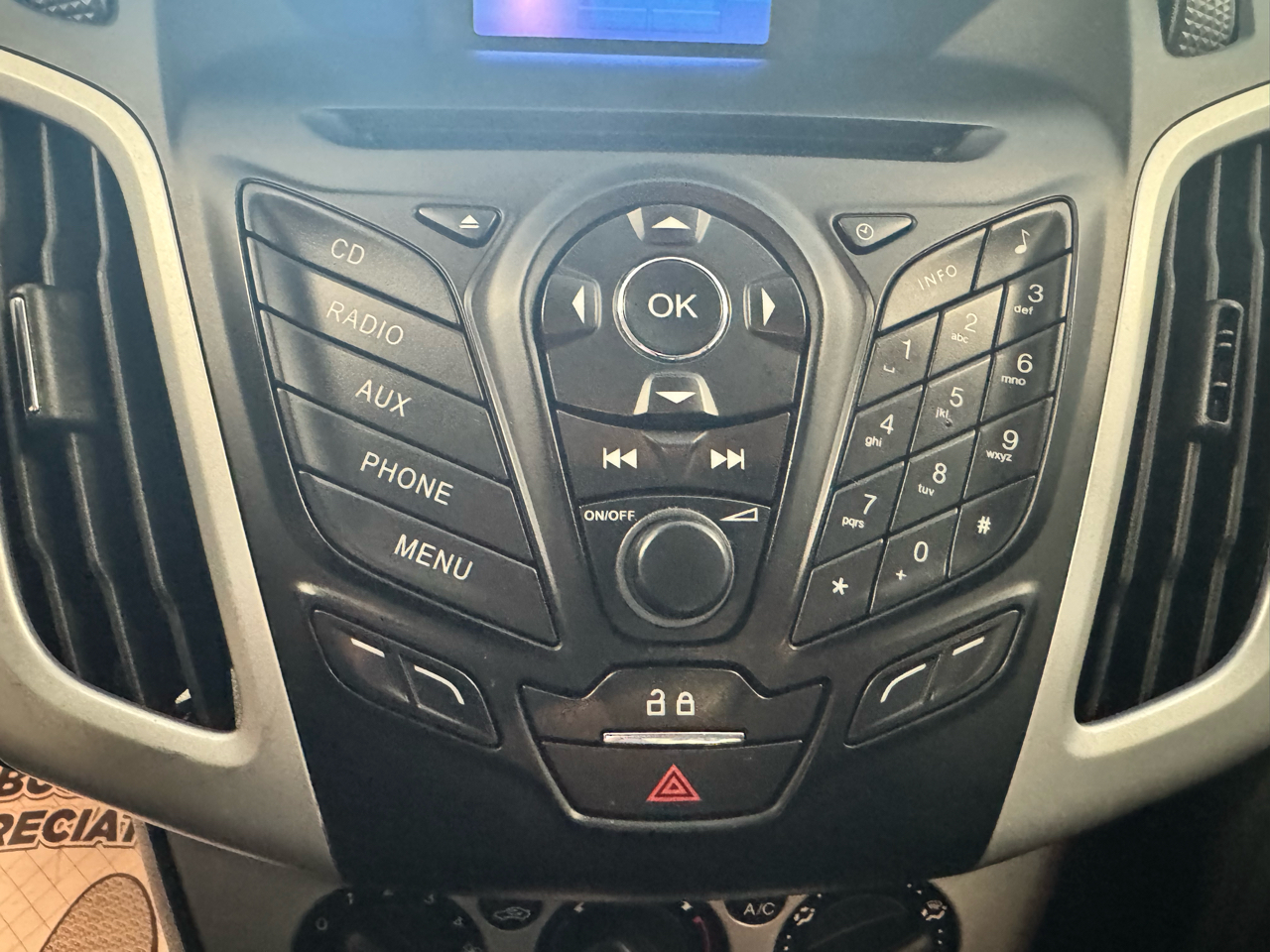 Ford Focus 4dr Sdn SE 2013 Ford Focus 4dr Sdn SE 2013