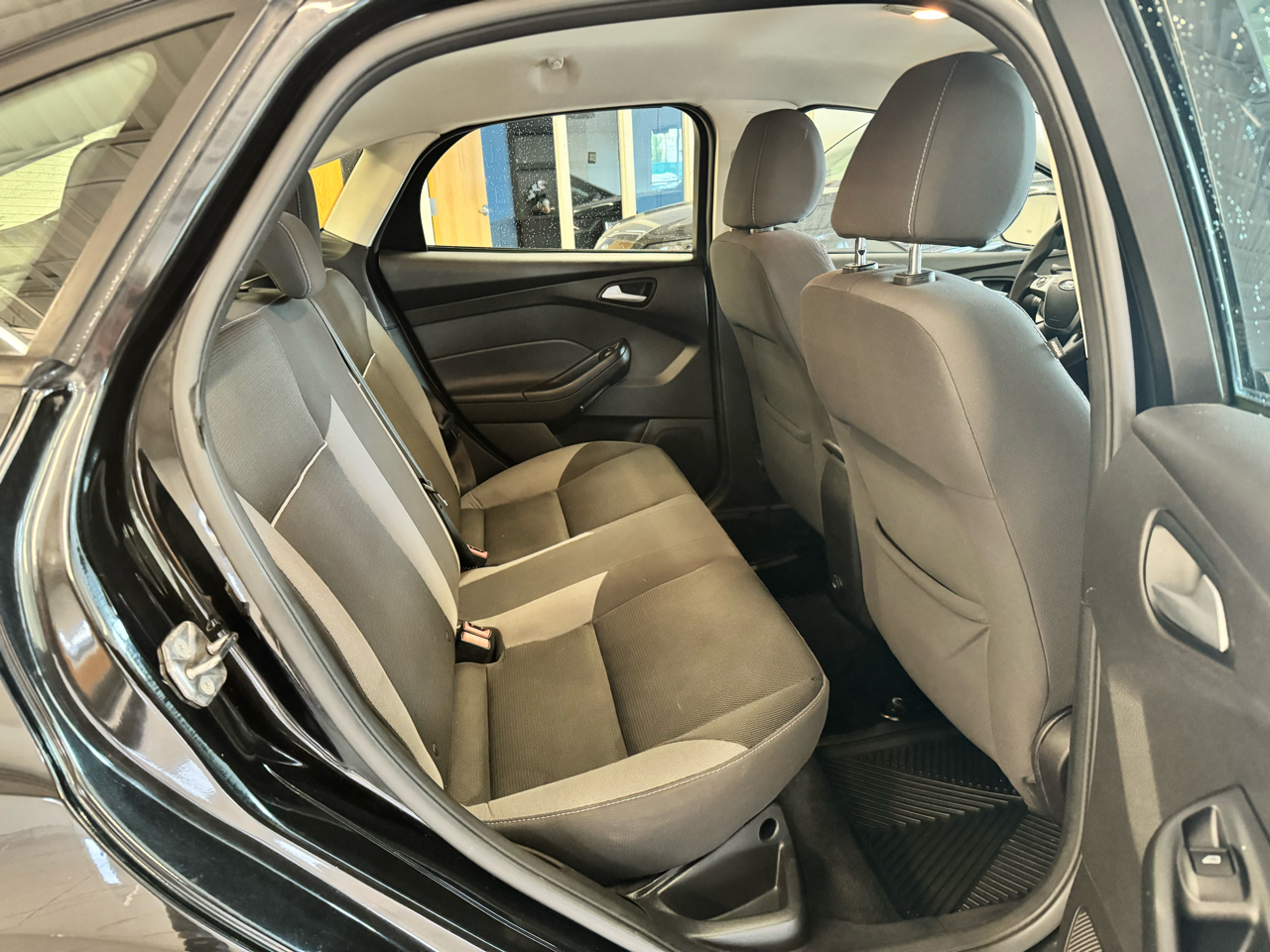 Ford Focus 4dr Sdn SE 2013 Ford Focus 4dr Sdn SE 2013