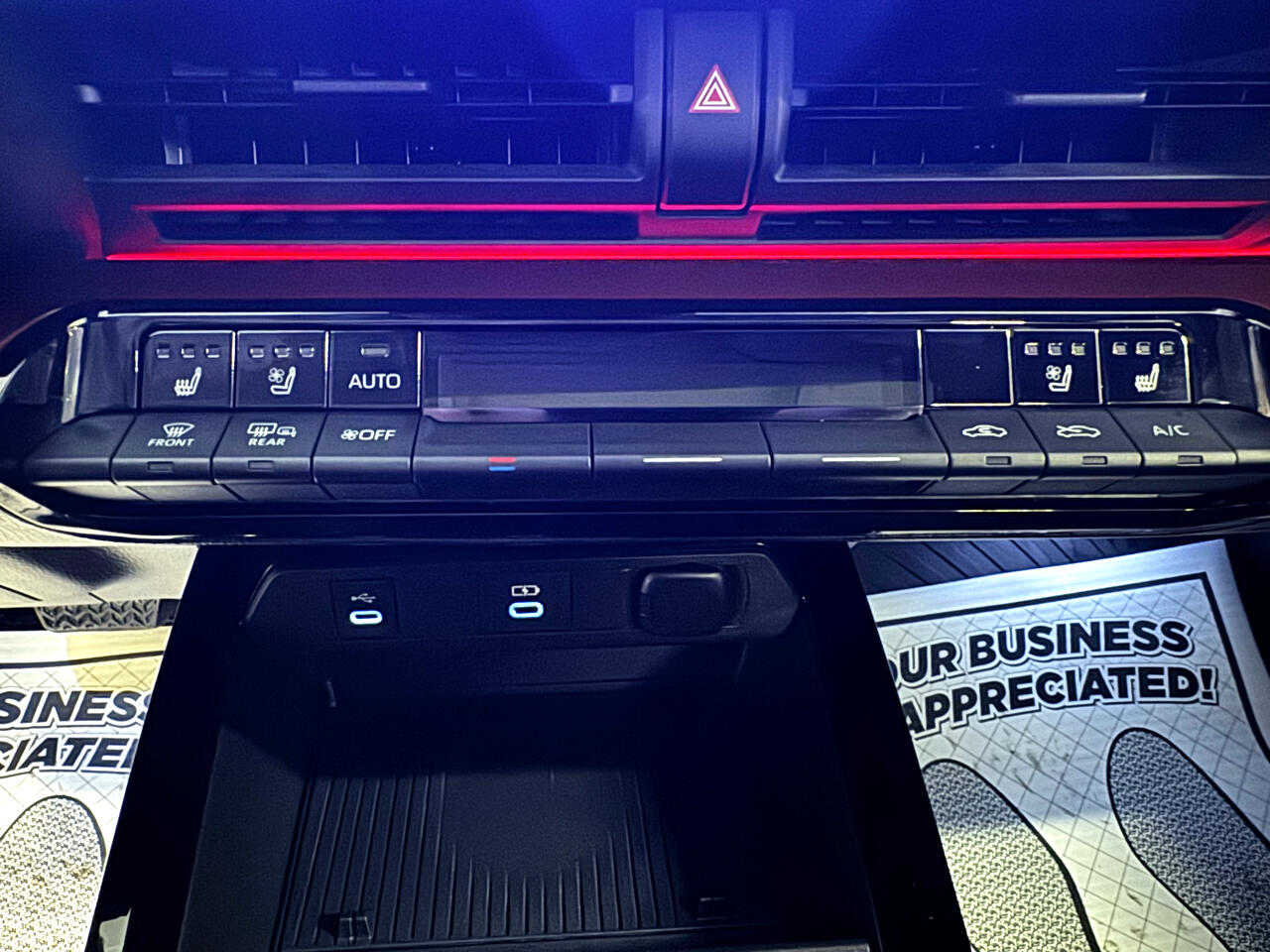 Toyota Prius Prime XSE Premium (Natl) 2024