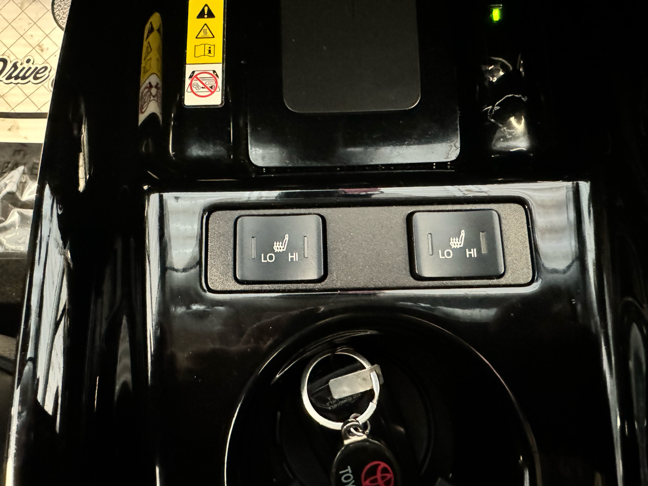 Toyota Prius Prime Limited (Natl) 2021