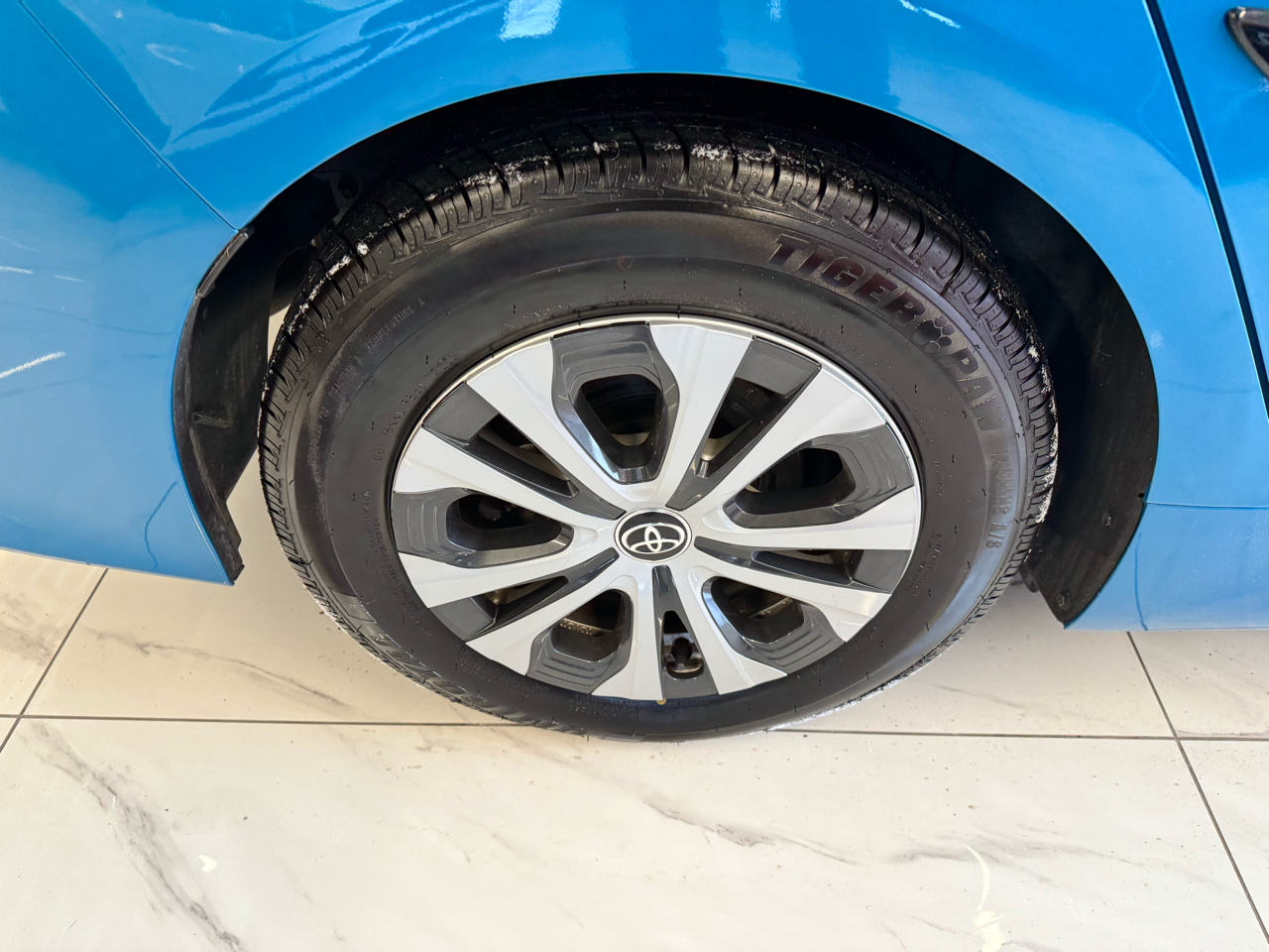 Toyota Prius Prime Limited (Natl) 2021