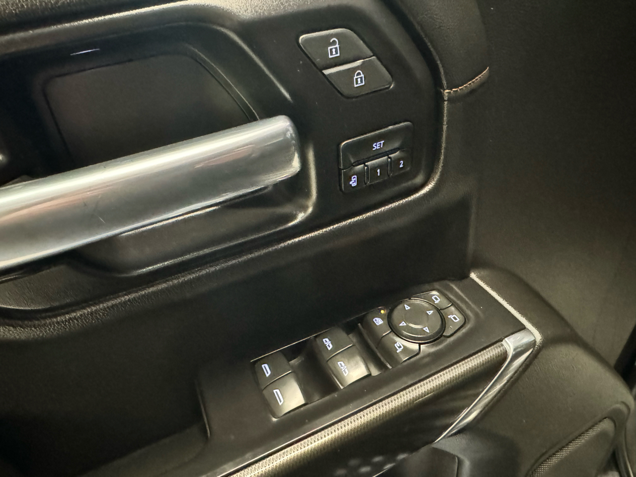 GMC Sierra 1500 4WD Crew Cab 157" AT4 2021