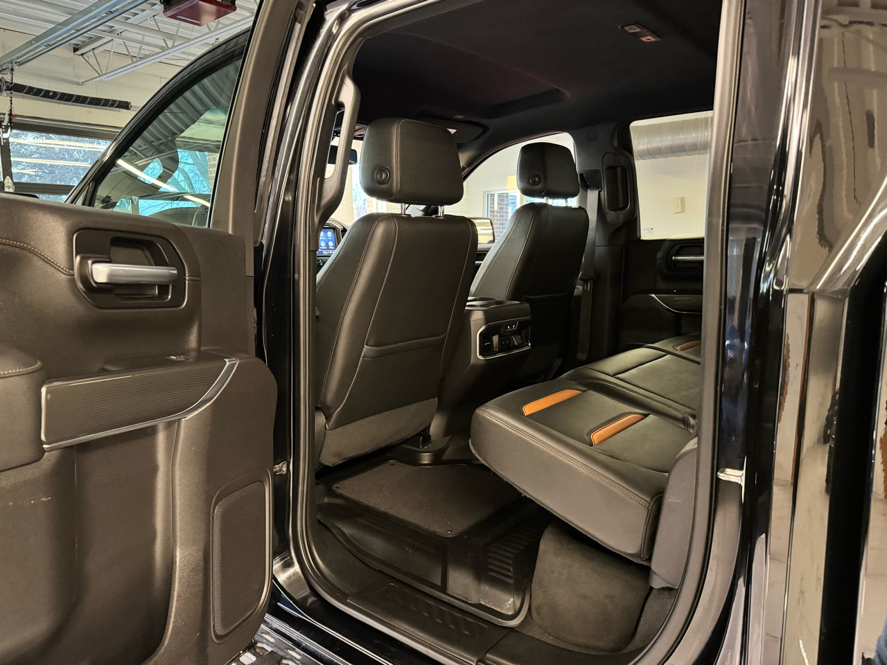 GMC Sierra 1500 4WD Crew Cab 157" AT4 2021