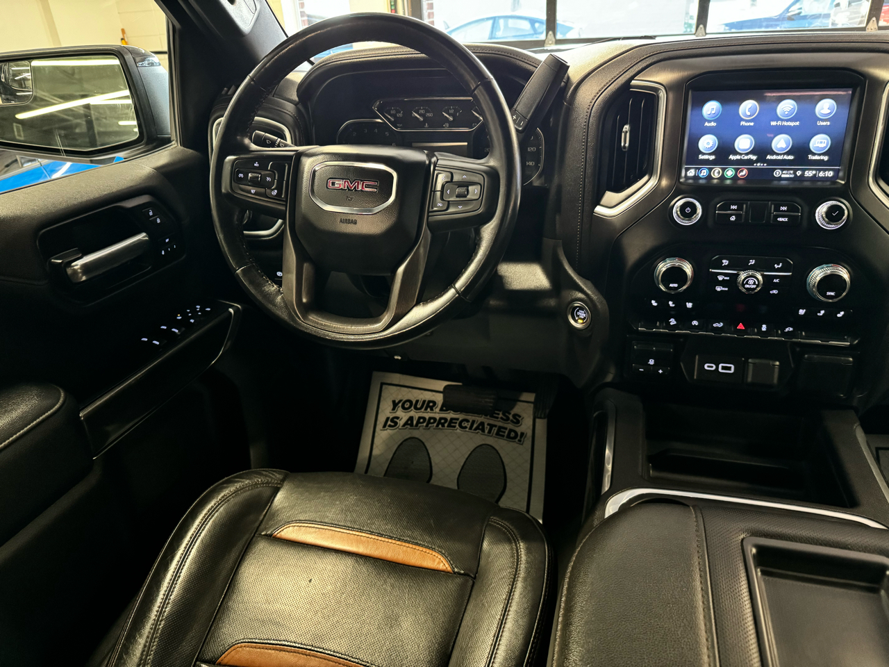 GMC Sierra 1500 4WD Crew Cab 157" AT4 2021