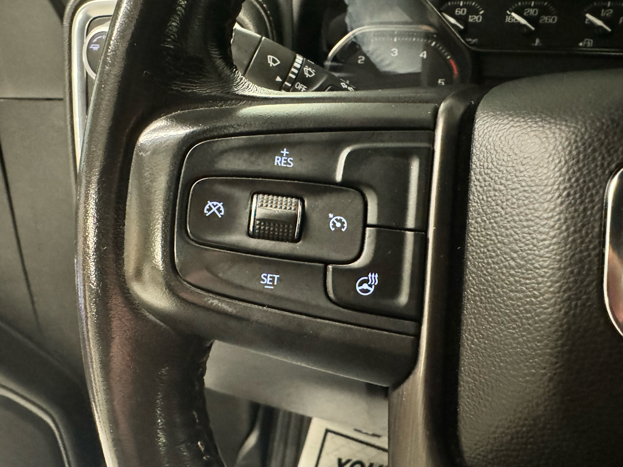 GMC Sierra 2500HD 4WD Crew Cab 159" AT4 2023