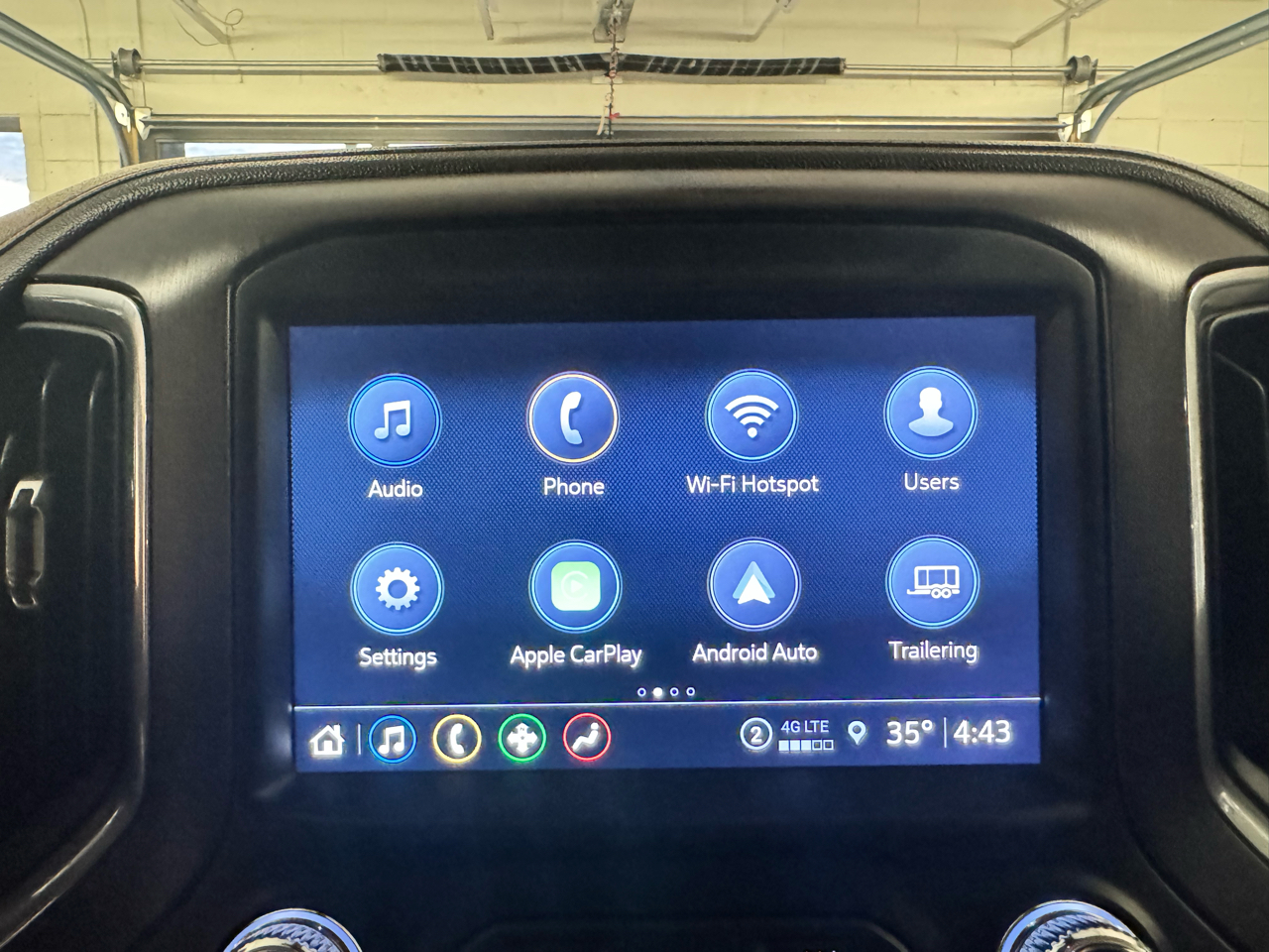 GMC Sierra 2500HD 4WD Crew Cab 159" AT4 2023