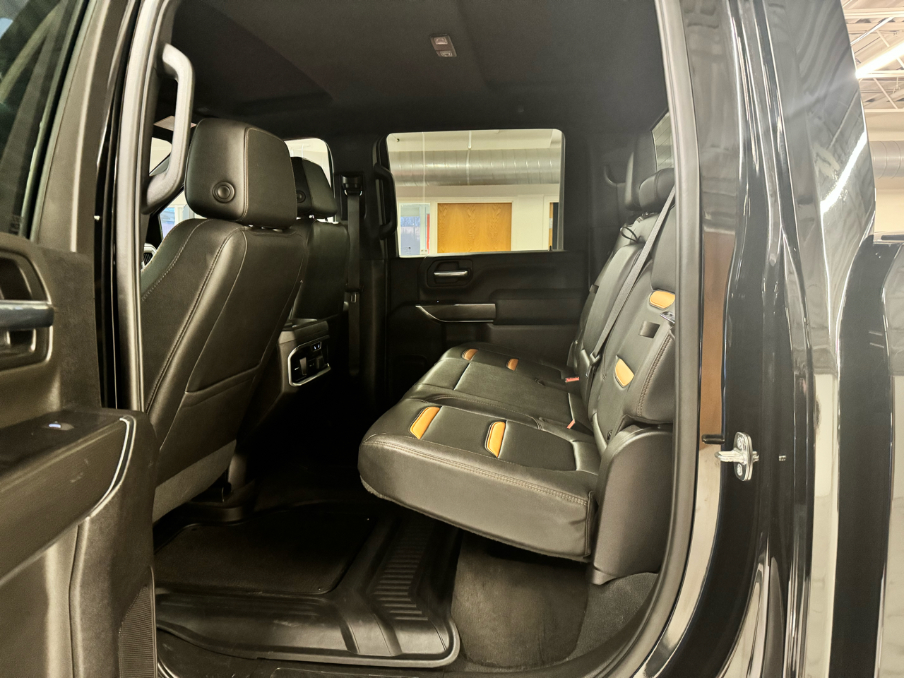 GMC Sierra 2500HD 4WD Crew Cab 159" AT4 2023