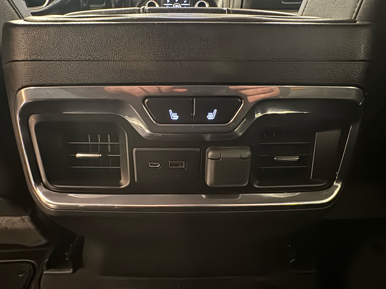 GMC Sierra 2500HD 4WD Crew Cab 159" AT4 2023