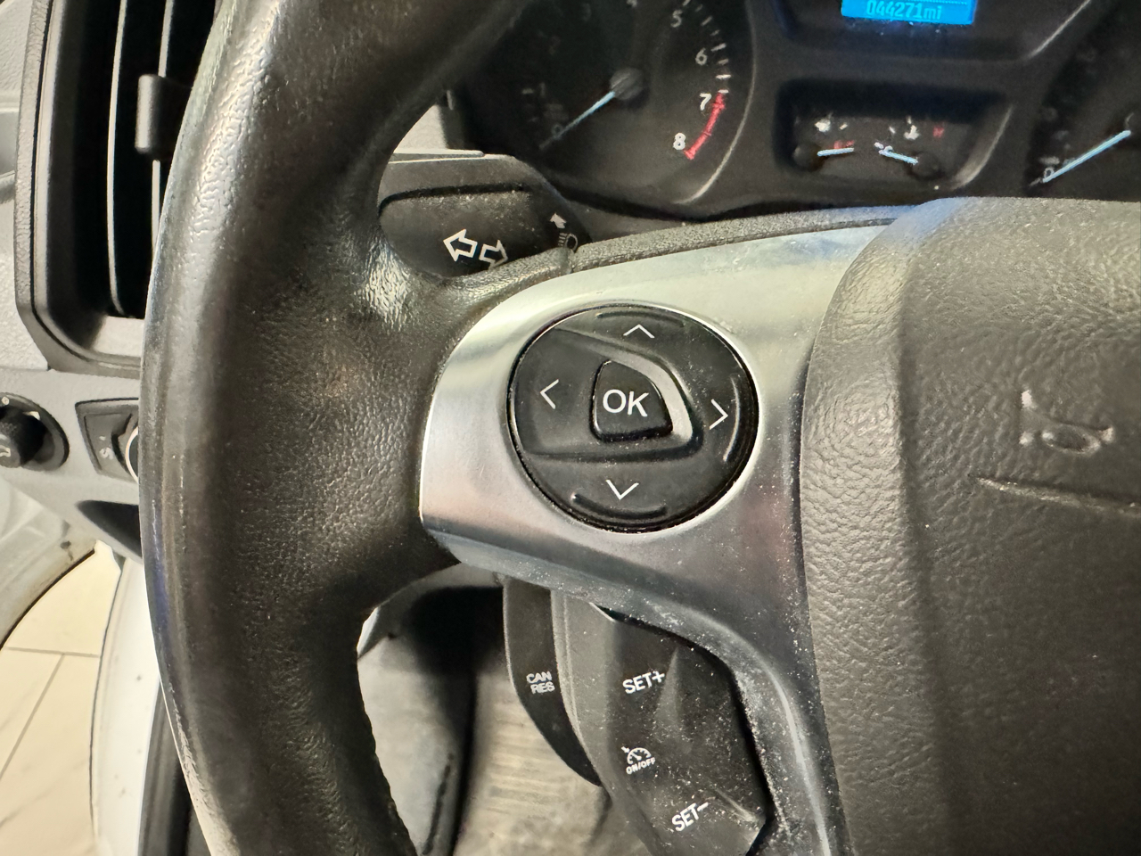 Ford Transit Van T-150 148" Low Rf 8600 GVWR Swing-Out RH Dr 2017