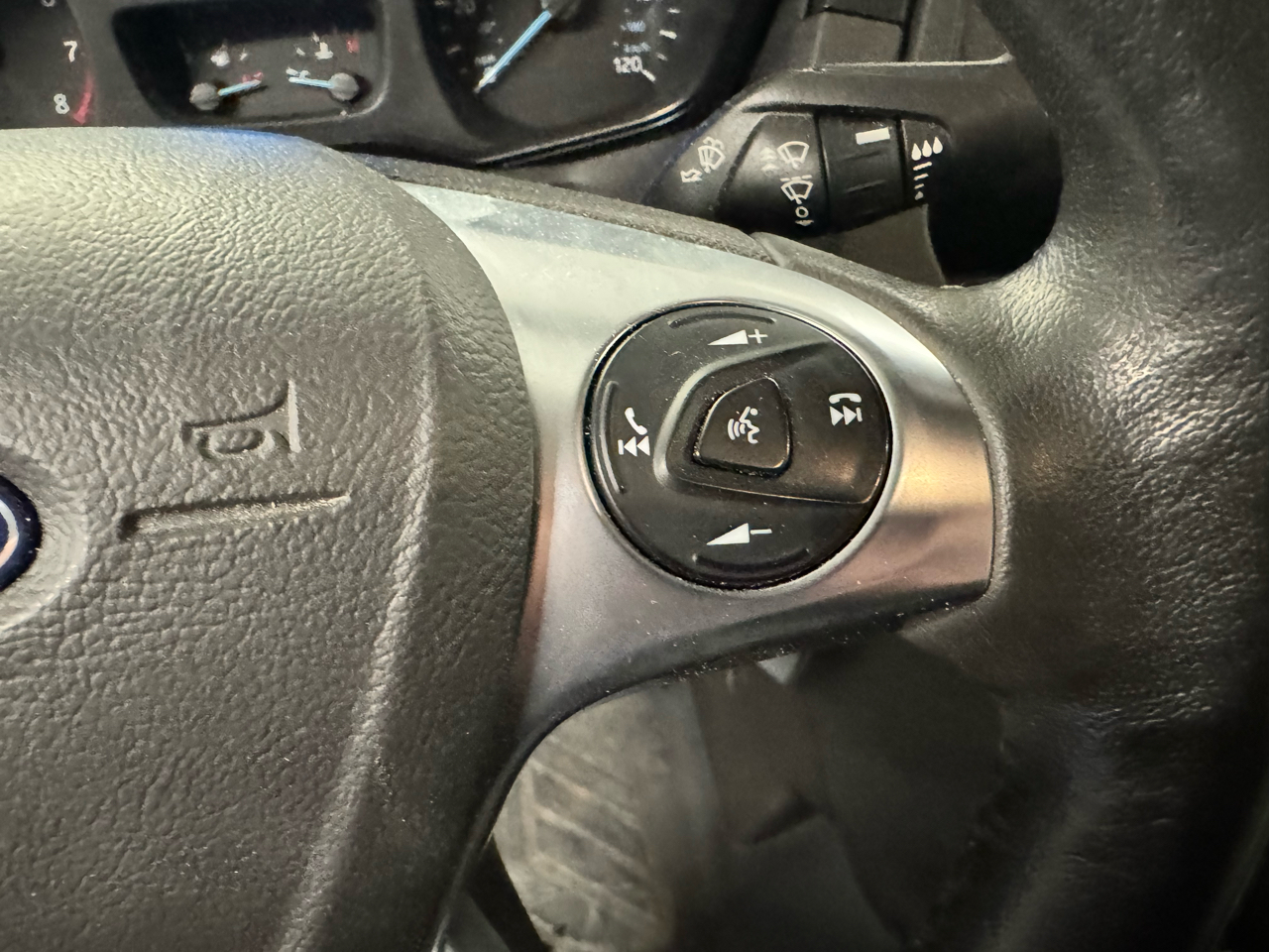 Ford Transit Van T-150 148" Low Rf 8600 GVWR Swing-Out RH Dr 2017