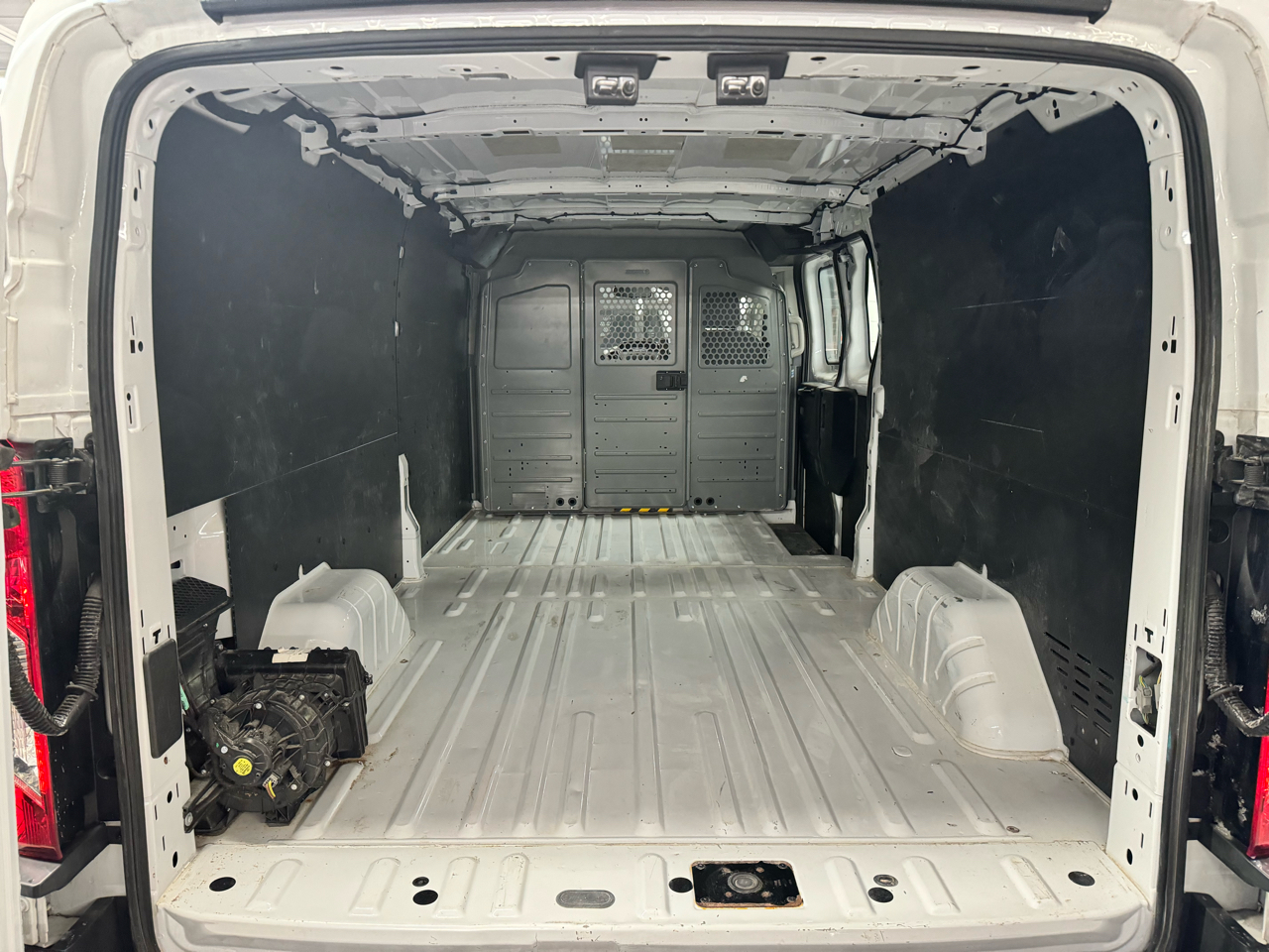 Ford Transit Van T-150 148" Low Rf 8600 GVWR Swing-Out RH Dr 2017