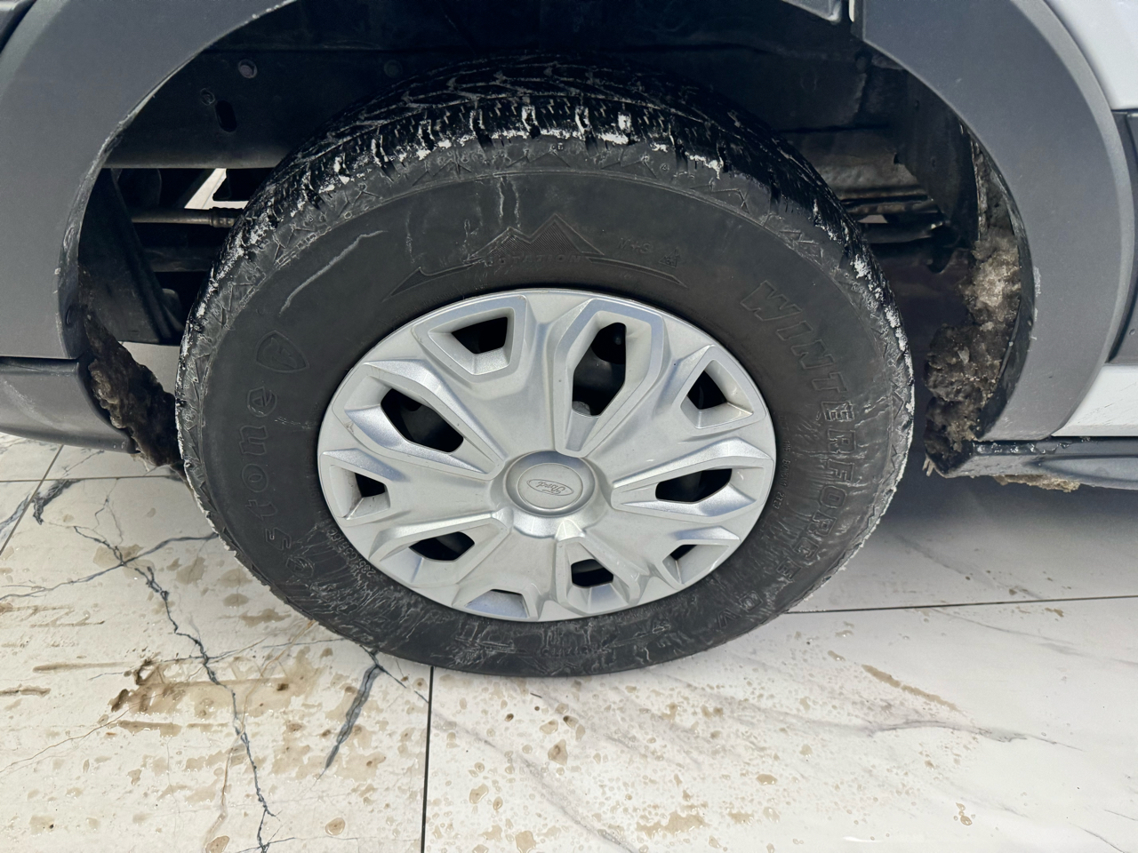 Ford Transit Van T-150 148" Low Rf 8600 GVWR Swing-Out RH Dr 2017