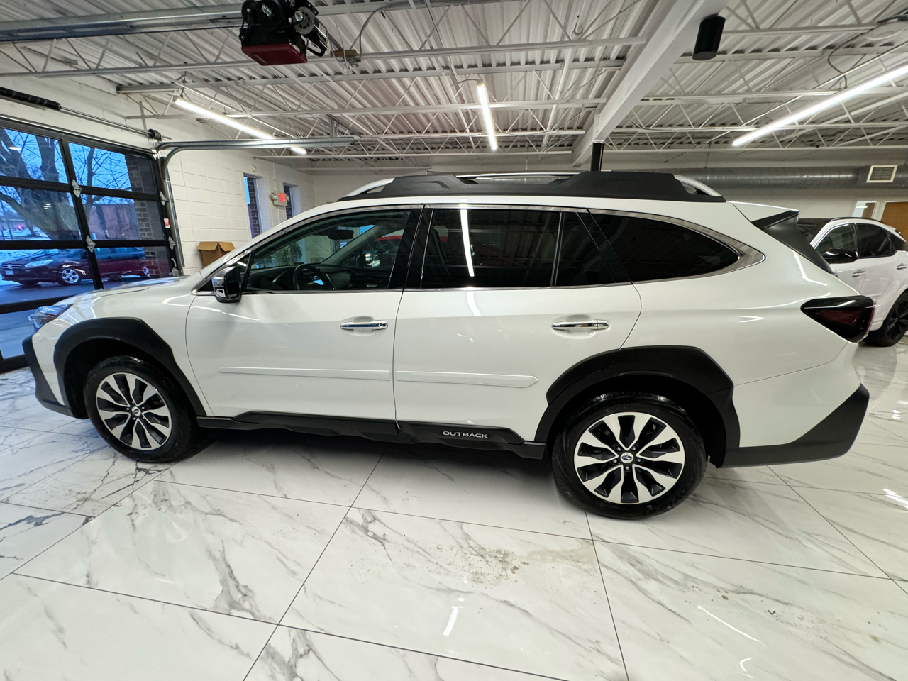 Subaru Outback Touring AWD 2024