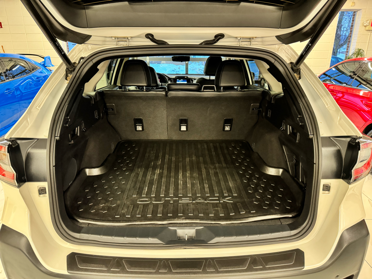 Subaru Outback Touring AWD 2024