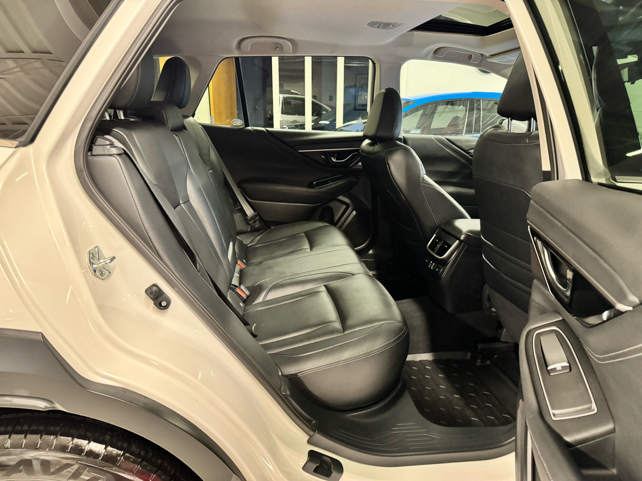 Subaru Outback Touring AWD 2024