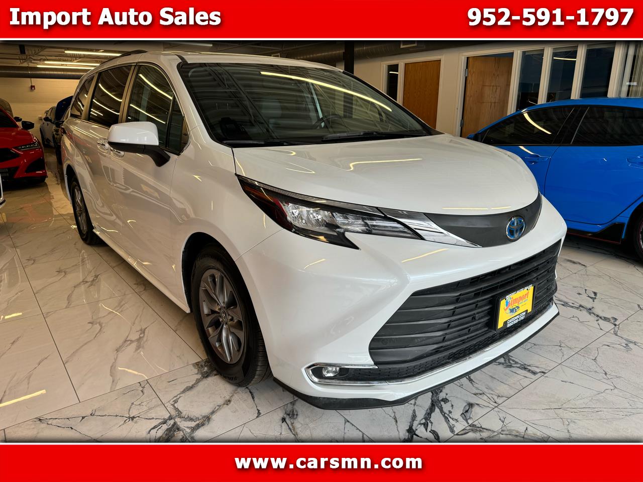Toyota Sienna XLE FWD 7-Passenger (Natl) 2022
