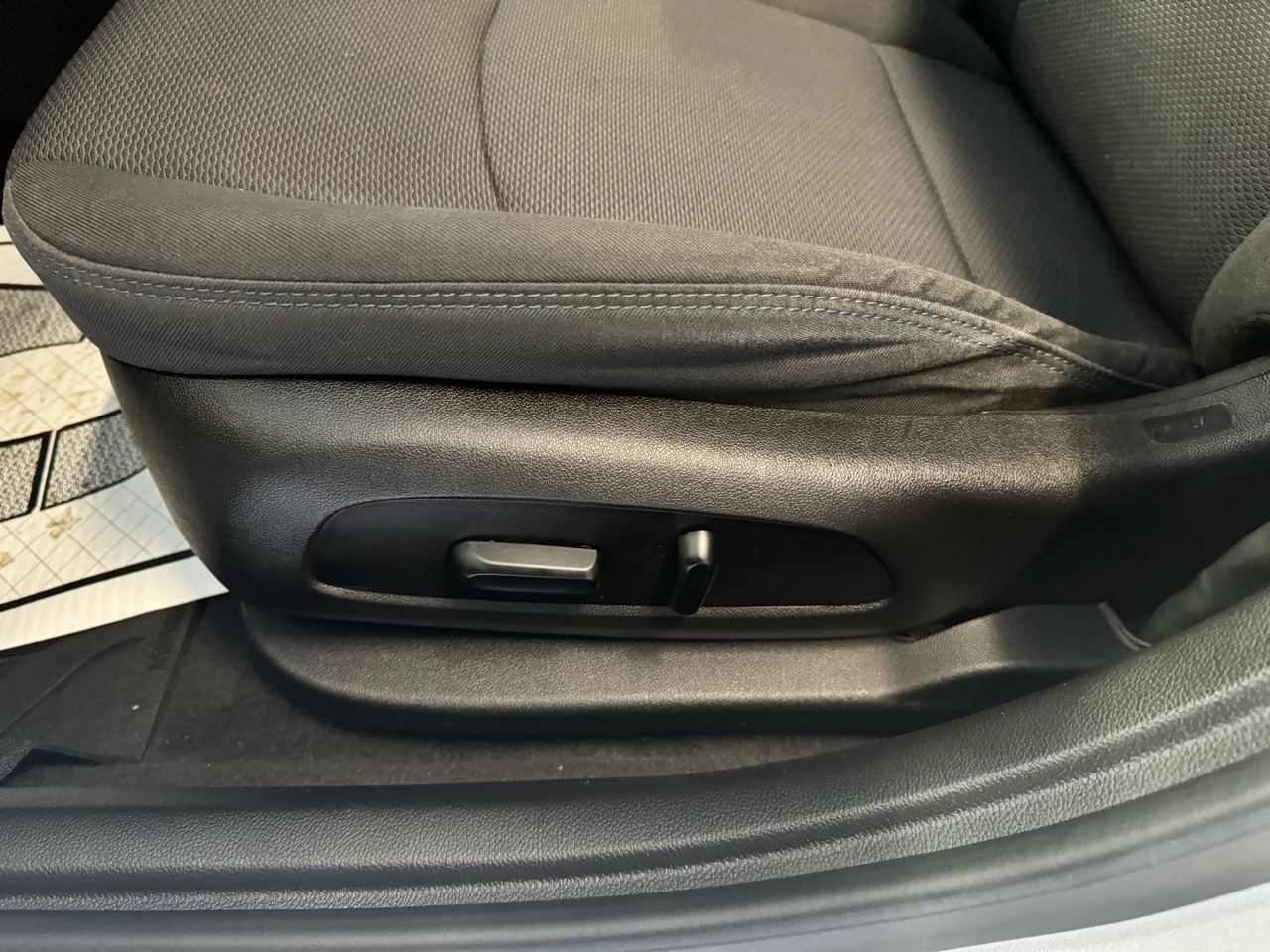 Chevrolet Cruze 4dr Sdn 1.4L LT w/1SD 2018