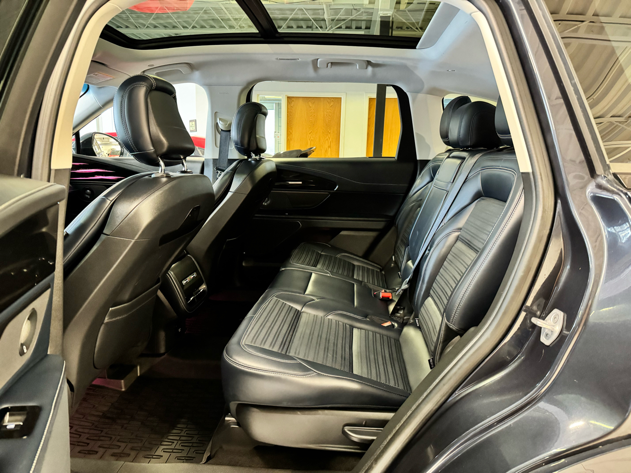 Lincoln Nautilus Reserve AWD 2024