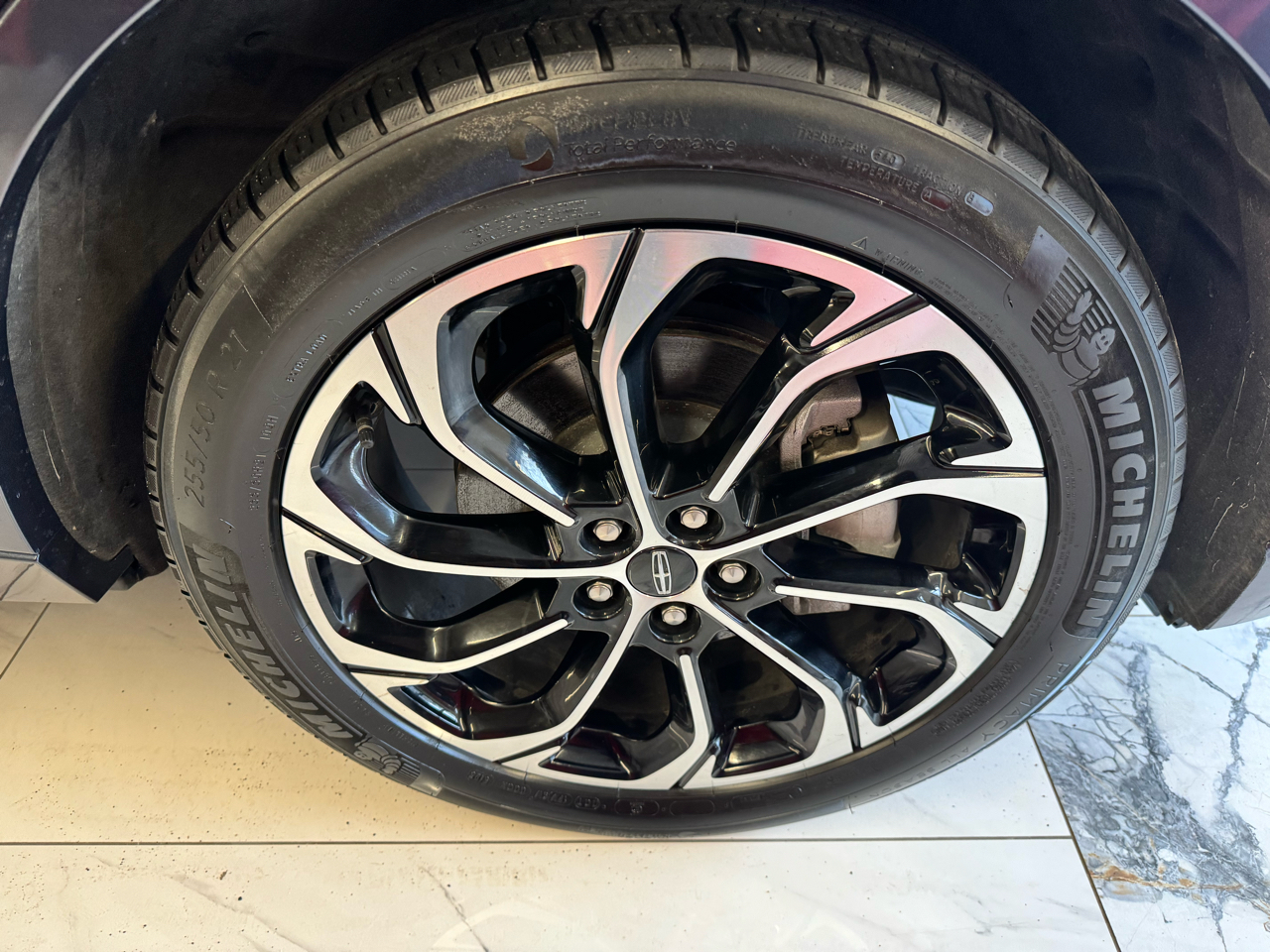 Lincoln Nautilus Reserve AWD 2024