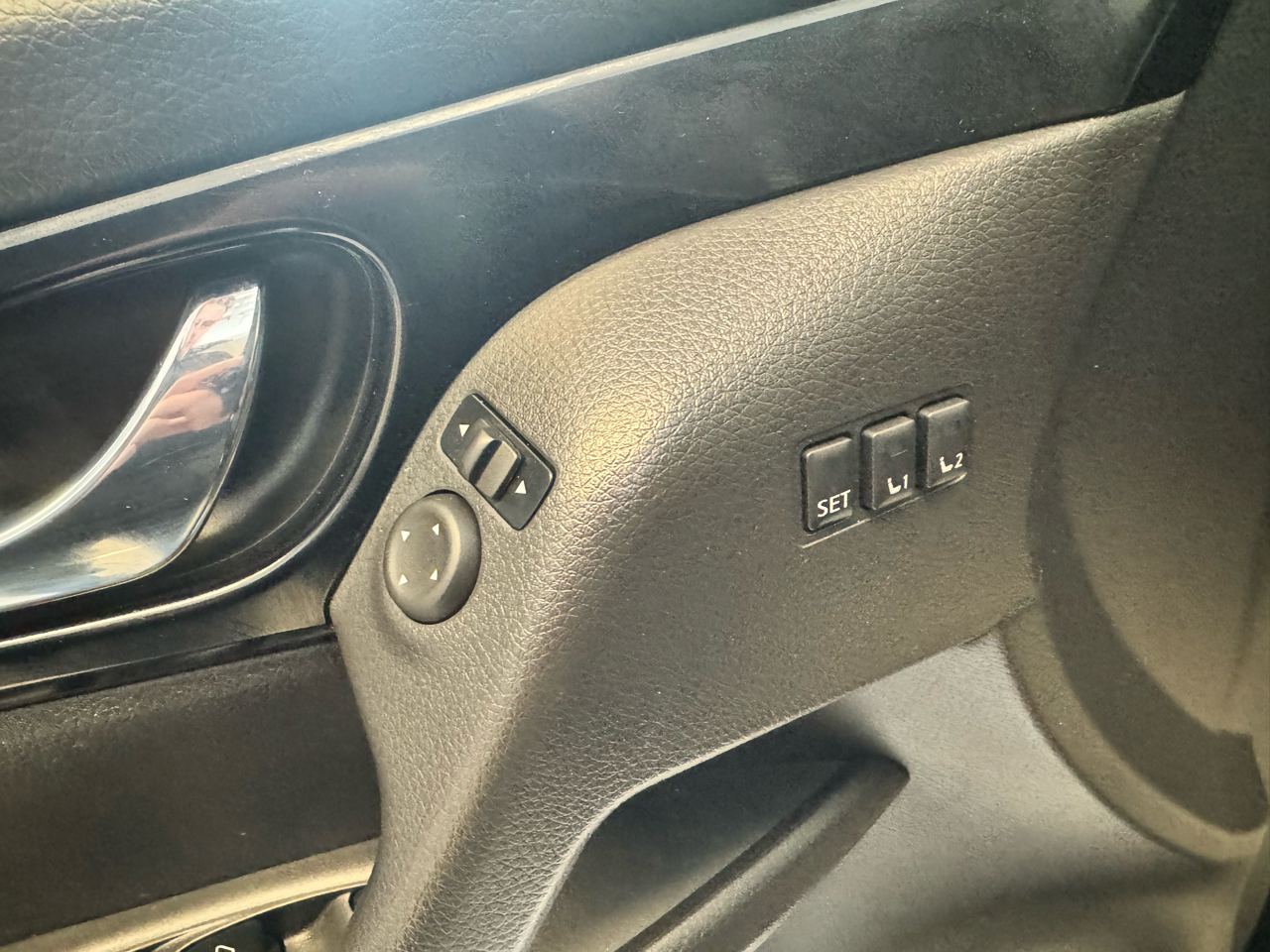 Nissan Rogue Sport AWD SV 2021