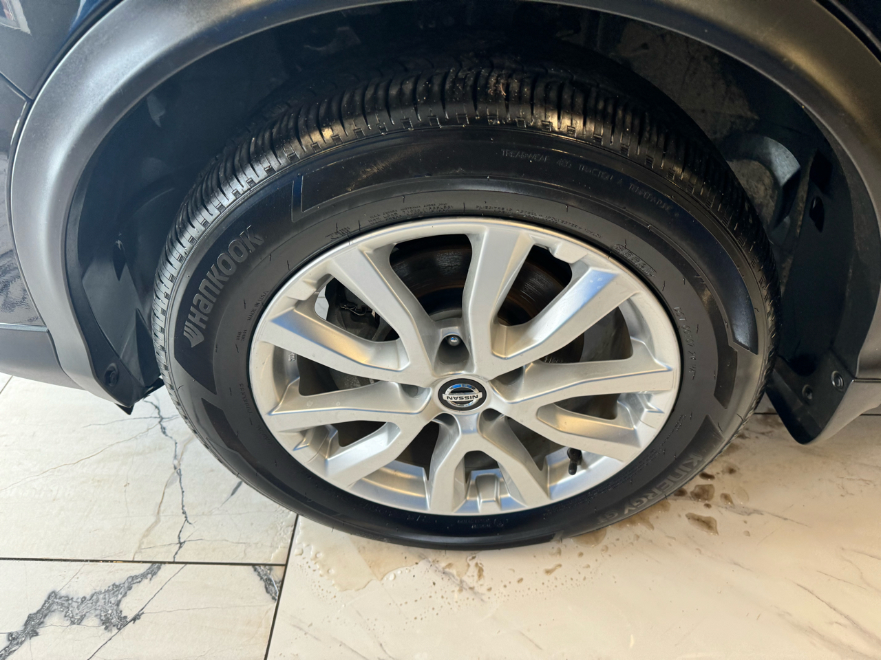 Nissan Rogue Sport AWD SV 2021