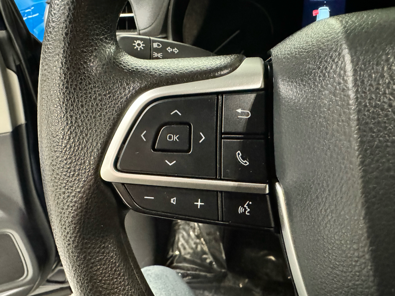 Toyota Sienna LE FWD 8-Passenger (Natl) 2021