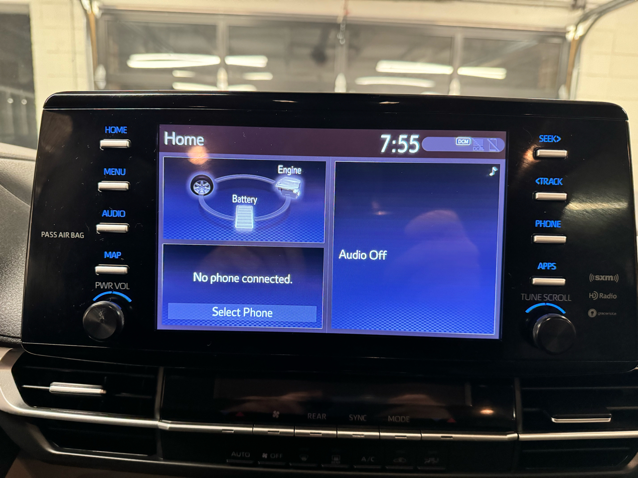 Toyota Sienna LE FWD 8-Passenger (Natl) 2021