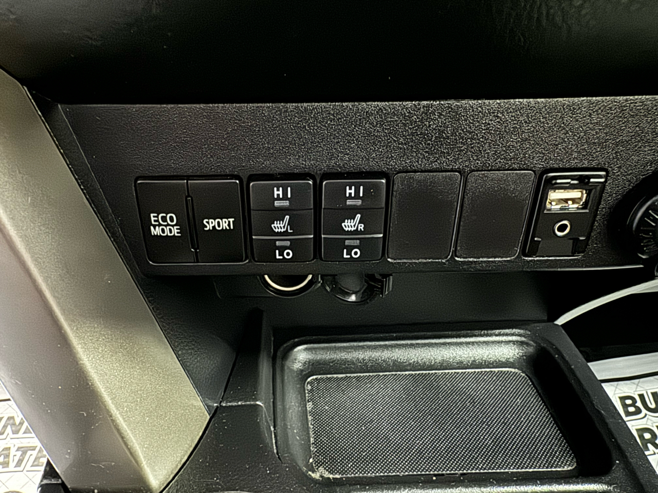 Toyota RAV4 AWD 4dr Limited (Natl) 2015