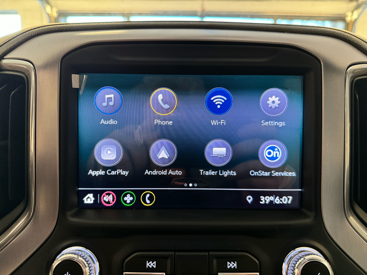 GMC Sierra 1500 4WD Crew Cab 147" SLE 2020