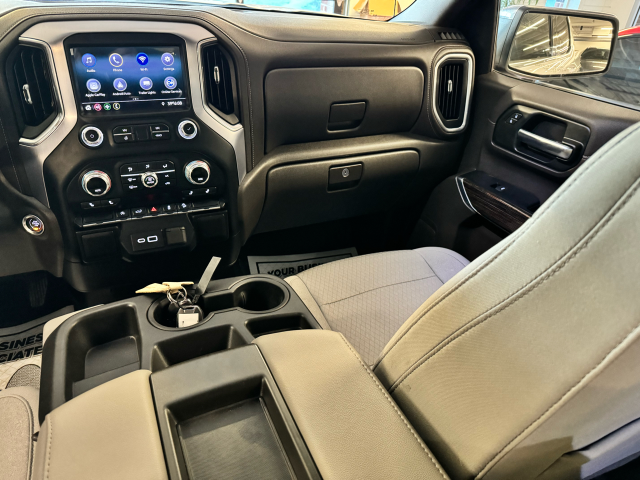 GMC Sierra 1500 4WD Crew Cab 147" SLE 2020