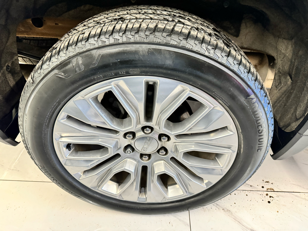 GMC Sierra 1500 4WD Crew Cab 147" SLE 2020