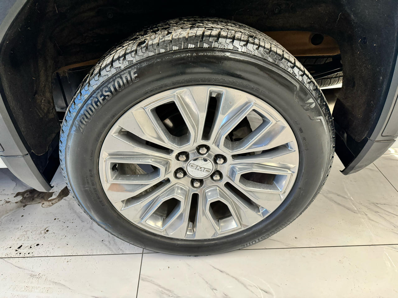 GMC Sierra 1500 4WD Crew Cab 147" SLE 2020