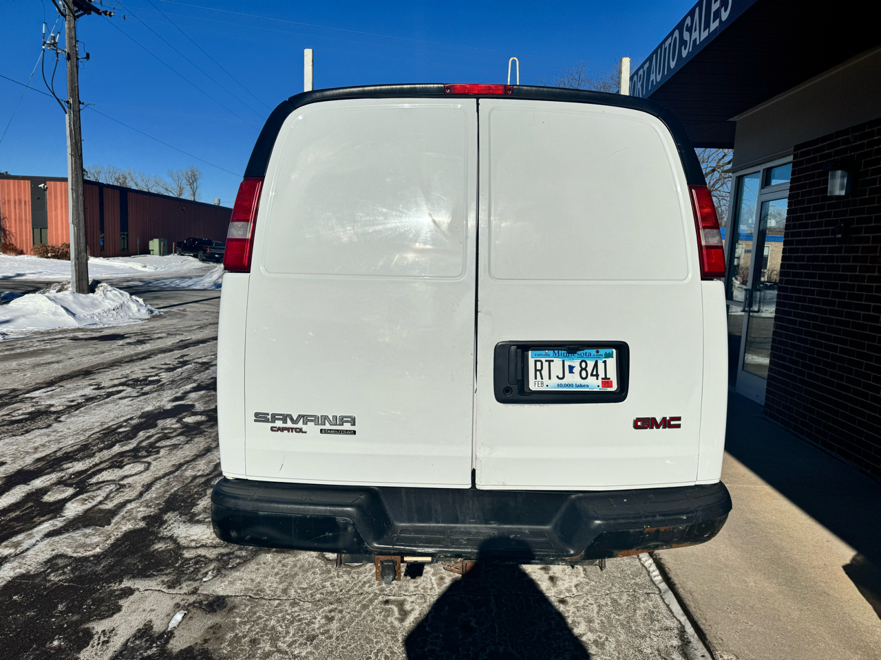 GMC Savana Cargo Van RWD 2500 135" 2016