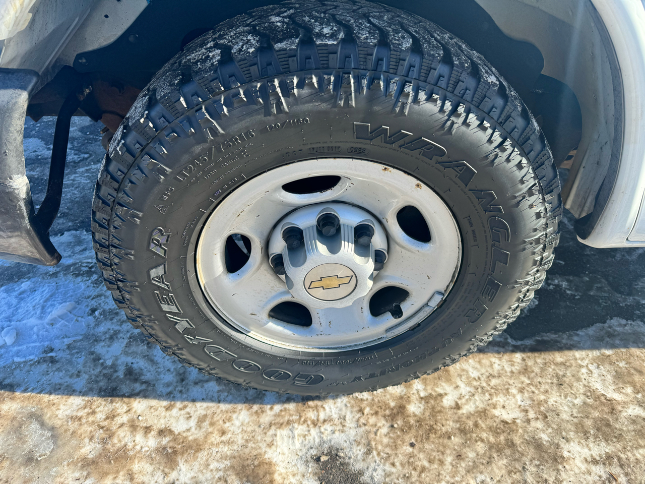 GMC Savana Cargo Van RWD 2500 135" 2016