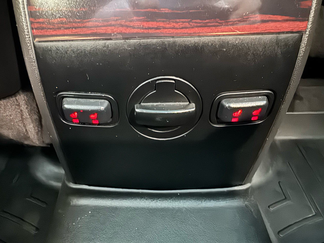 Lincoln MKS 4dr Sdn 3.5L AWD w/EcoBoost 2011