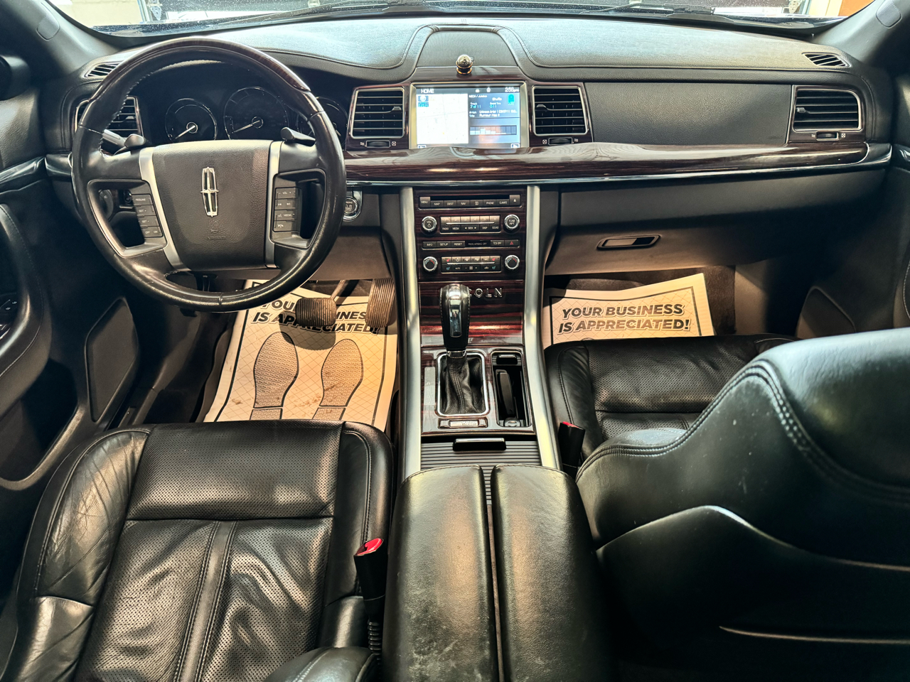 Lincoln MKS 4dr Sdn 3.5L AWD w/EcoBoost 2011