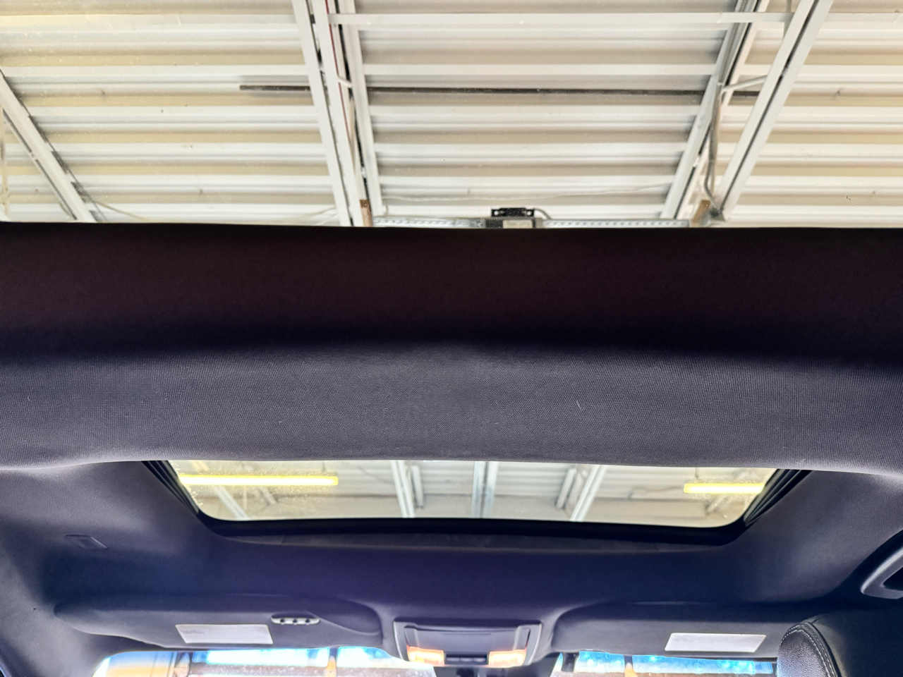 Lincoln MKS 4dr Sdn 3.5L AWD w/EcoBoost 2011