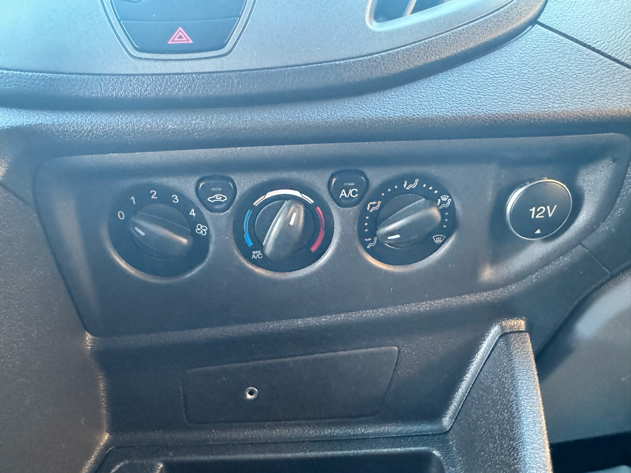 Ford Transit Van T-150 130" Low Rf 8600 GVWR Swing-Out RH Dr 2019