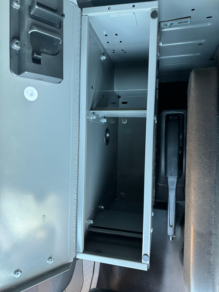 Ford Transit Van T-150 130" Low Rf 8600 GVWR Swing-Out RH Dr 2019